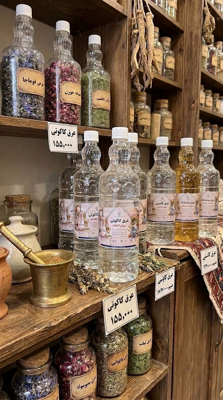 عرق کاکوتی گلاب میثم کاشان | عرق گیاهی خوشعطر و اصیل